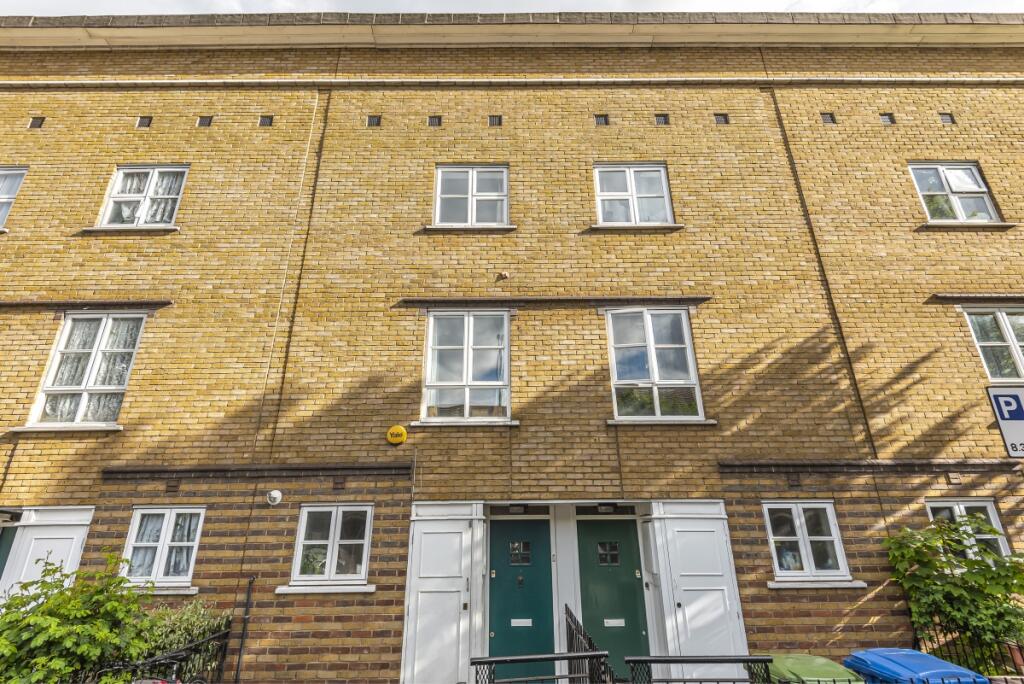 Main image of property: Commercial Way, Peckham, London, SE15