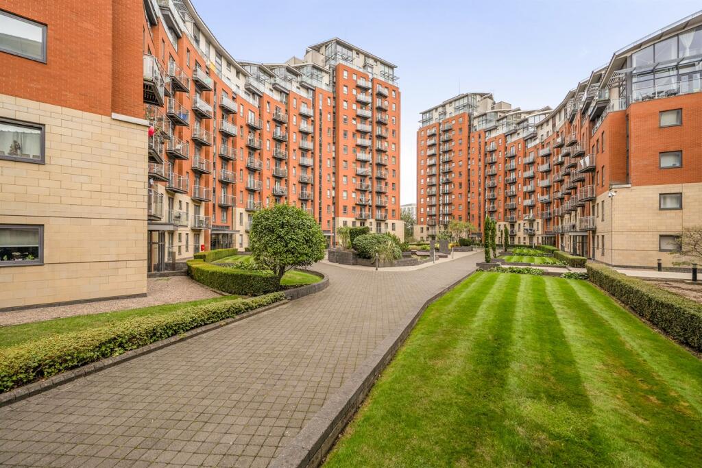 Main image of property: Santorini, City Island, Leeds