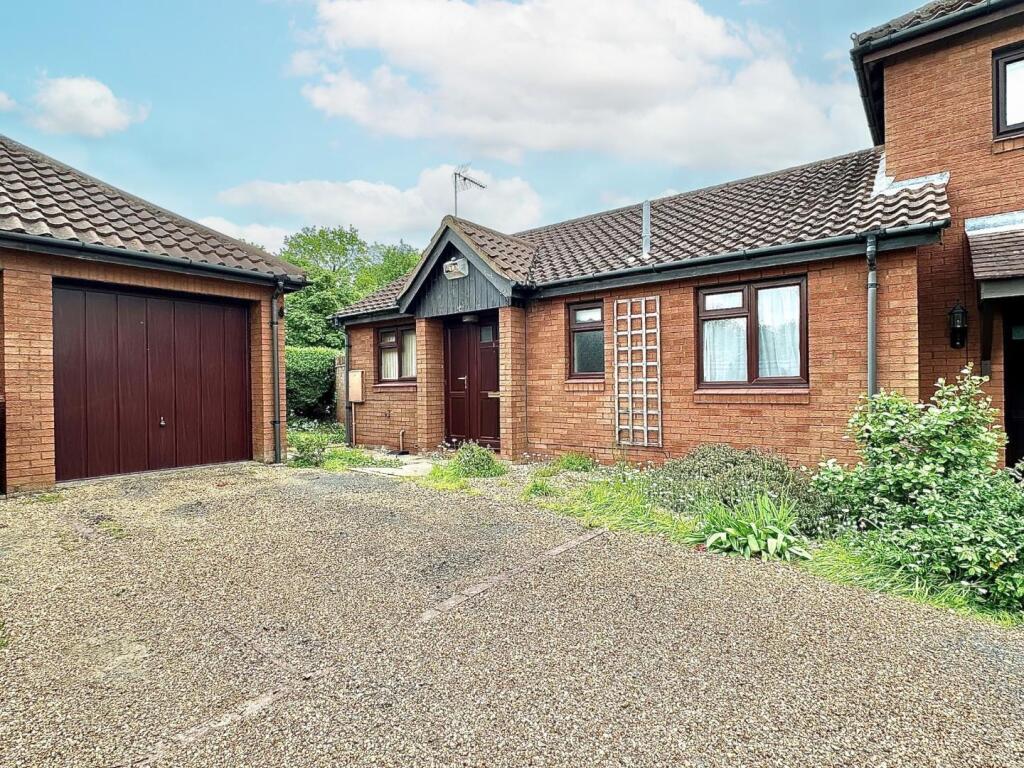 Main image of property: Falconers Rise, East Hunsbury, Northampton NN4