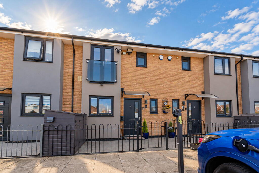 Main image of property: Arcany Road, South Ockendon, RM15 5FF