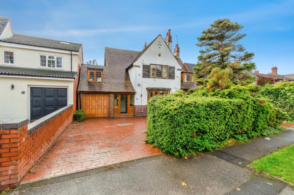 Main image of property: Charlemont Road, WALSALL, West Midlands, WS5