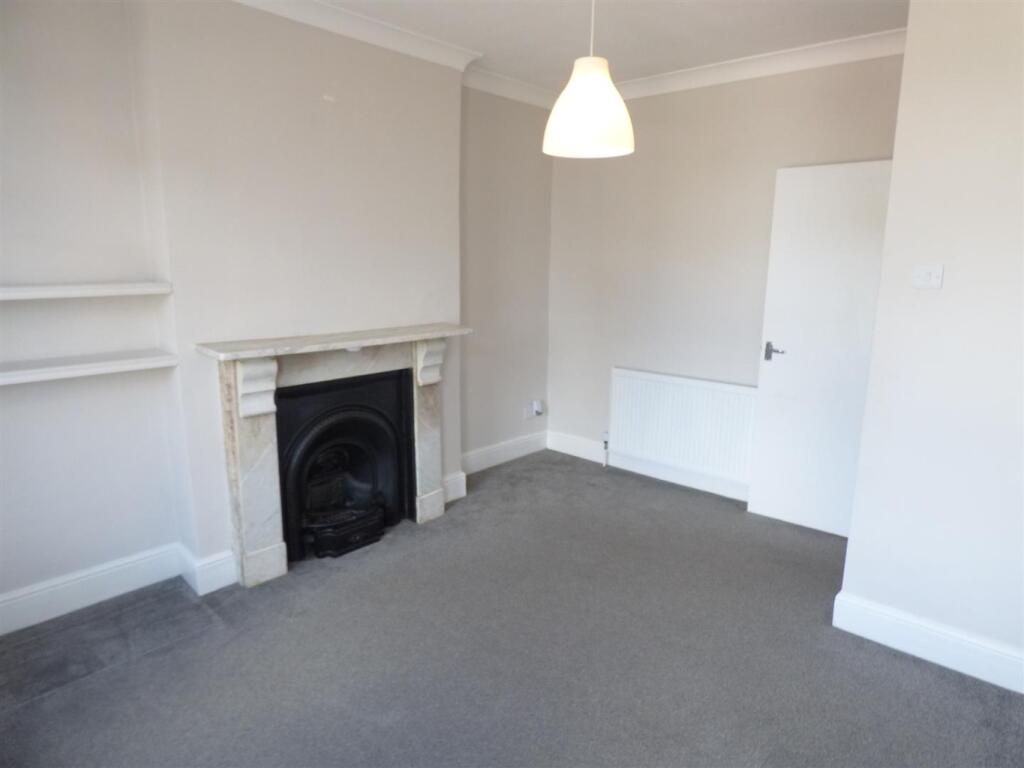 Main image of property: 8 Alma Road, Sidcup, Kent, DA14
