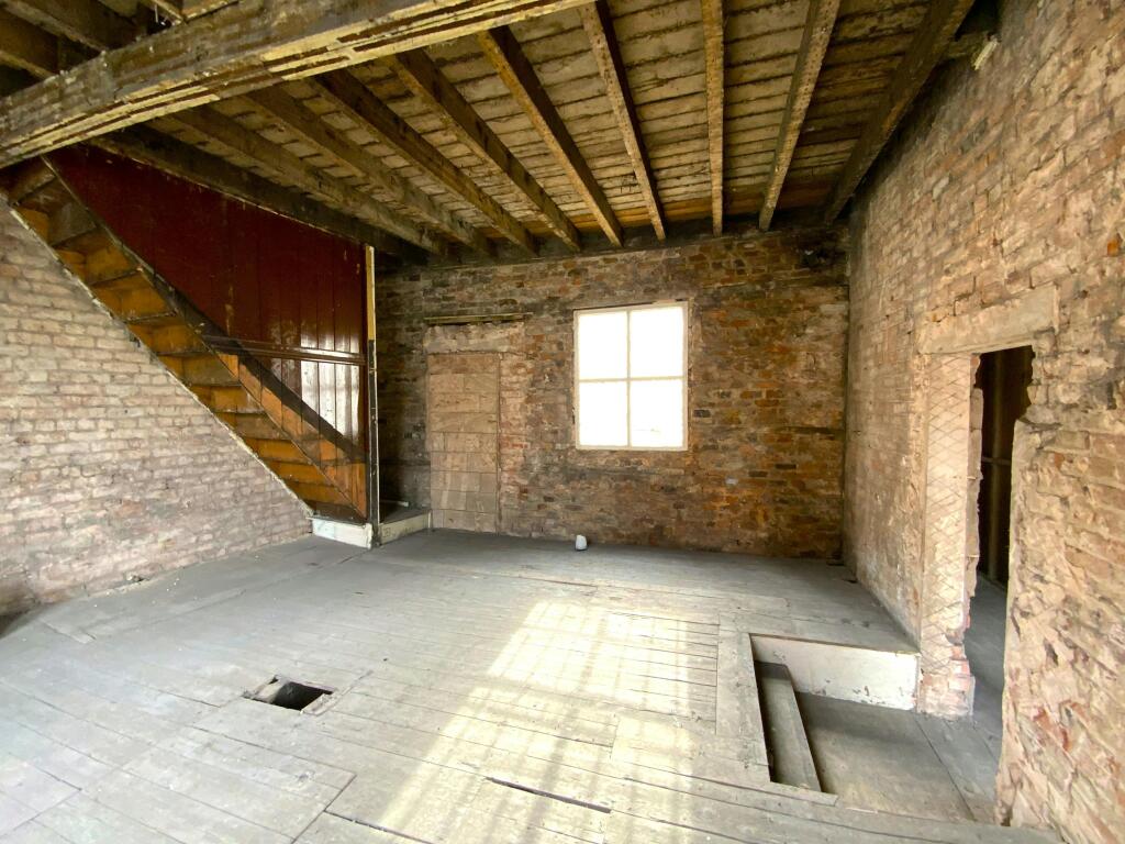 01 floor  IMG_0857.jpg