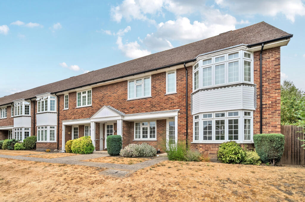 Main image of property: Cranbrook Court, Fleet, Hampshire, GU51