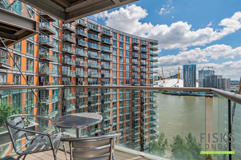 Main image of property: New Providence Wharf, Canary Wharf