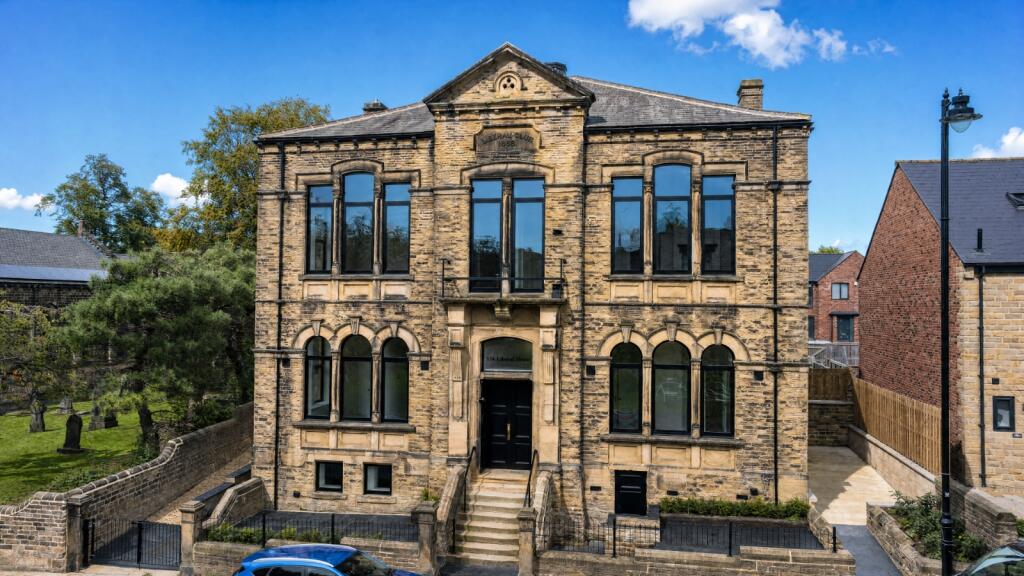 Main image of property: Old Road, Farsley, Pudsey, West Yorkshire, LS28