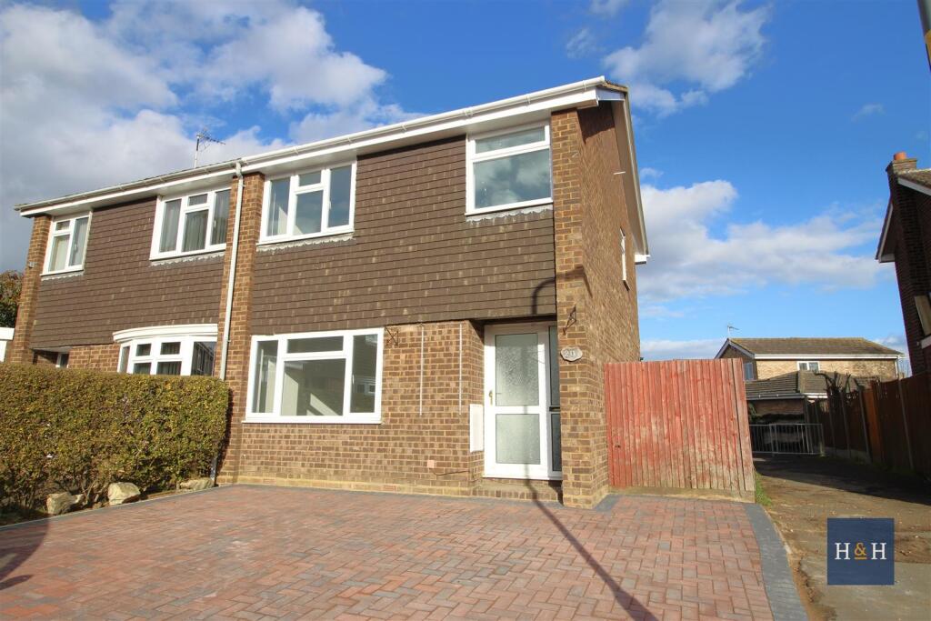 Main image of property: CHAUCER CLOSE, NEWPORT PAGNELL - MK16