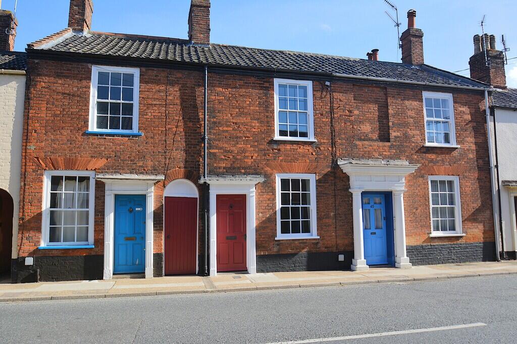 Main image of property: Lower Olland Street, Bungay