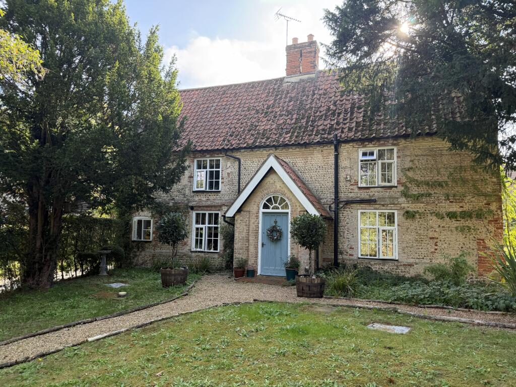 Main image of property: The Firs, Kings Street, Hunworth, NR24 2EJ