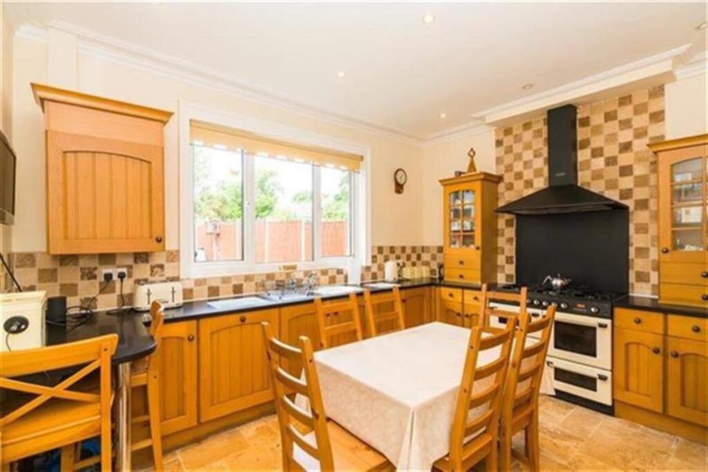 Main image of property: Egerton Gardens, Hendon NW4