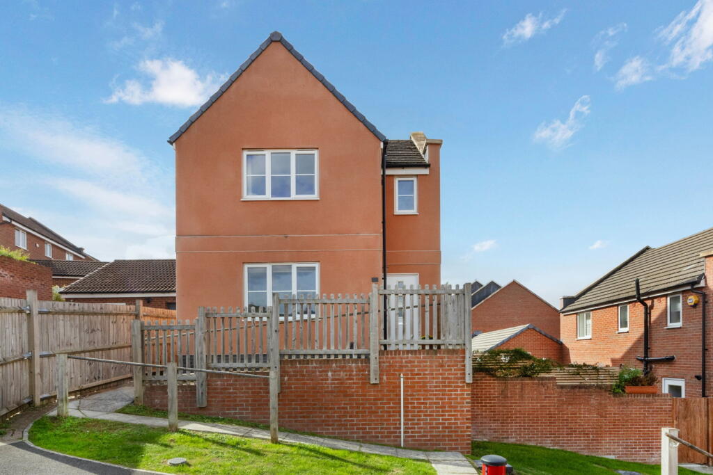 Main image of property: Fairford Road,Cheltenham,GL52 5FN