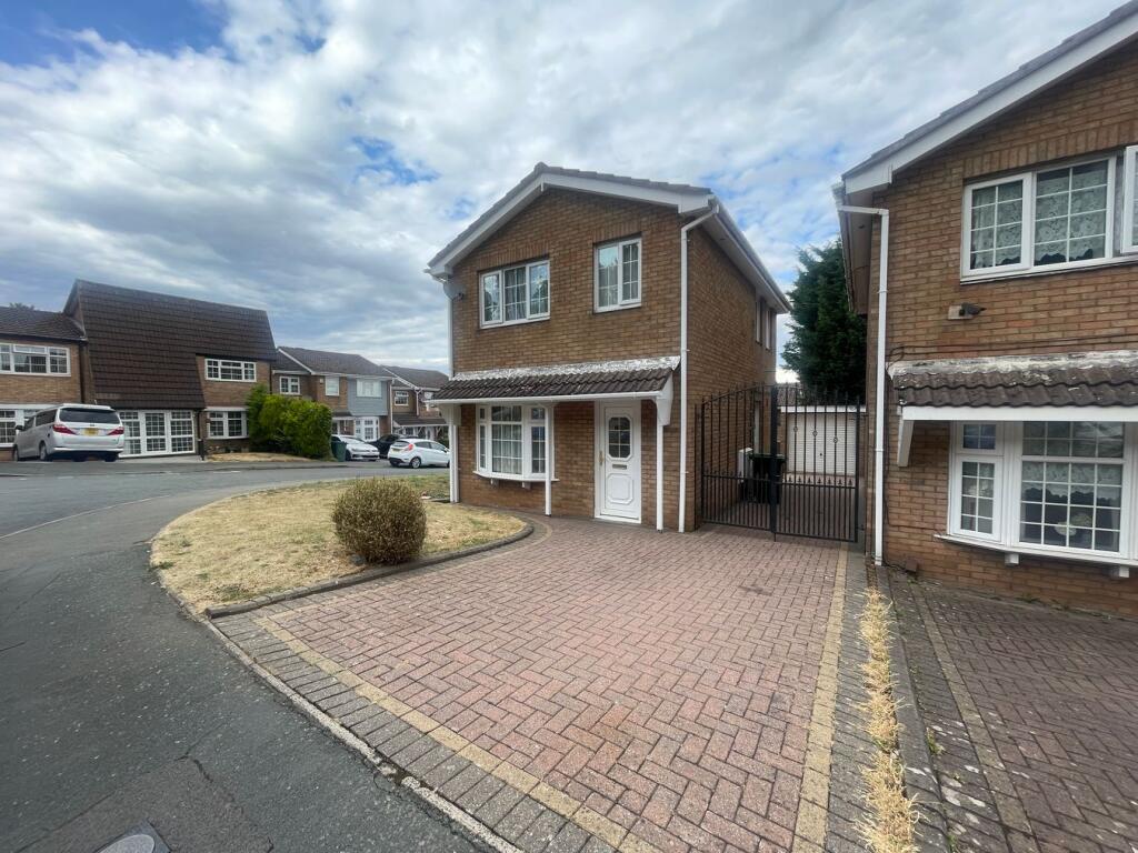 Main image of property: St Christopher Close, West Bromwich, B70