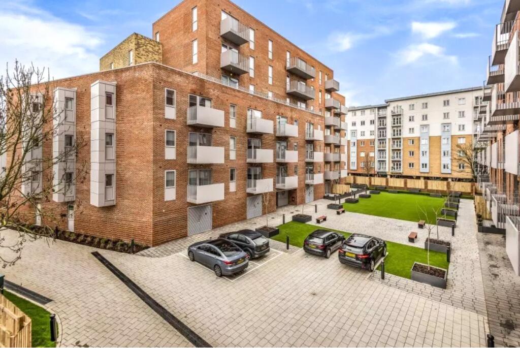 Main image of property: Steel House, The Metalworks, Petersfield Avenue, Slough, Berkshire, SL2
