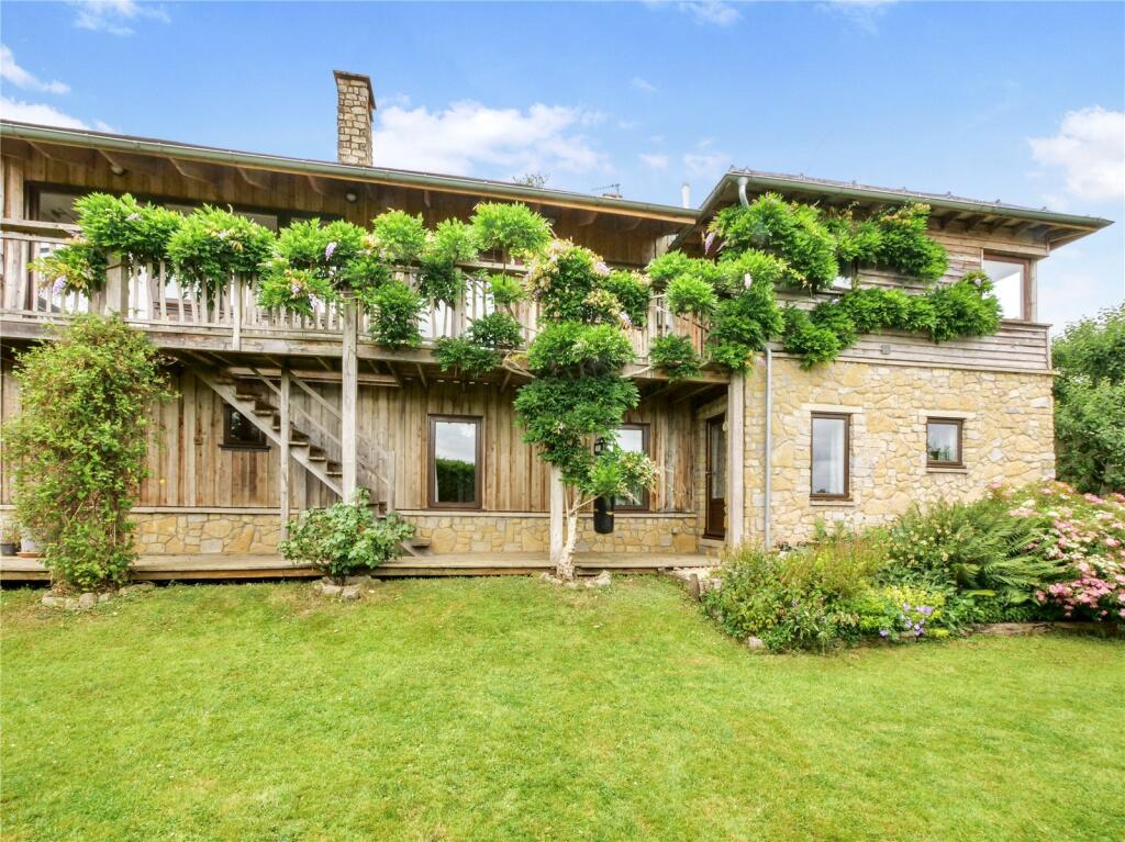 Main image of property: 4 bedroom detached property - Pensford