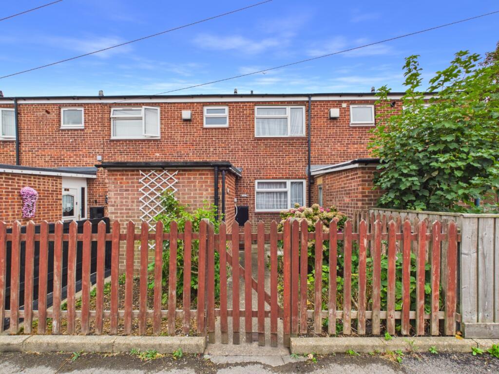 Main image of property: Victor Street, Hull, HU9 2EY