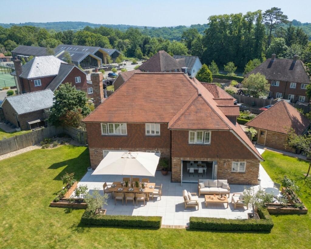 Main image of property: Parsonage Croft, Etchingham