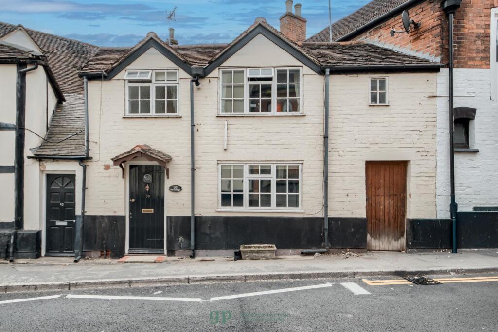Main image of property: The Cottage, Priory Road, Warwick