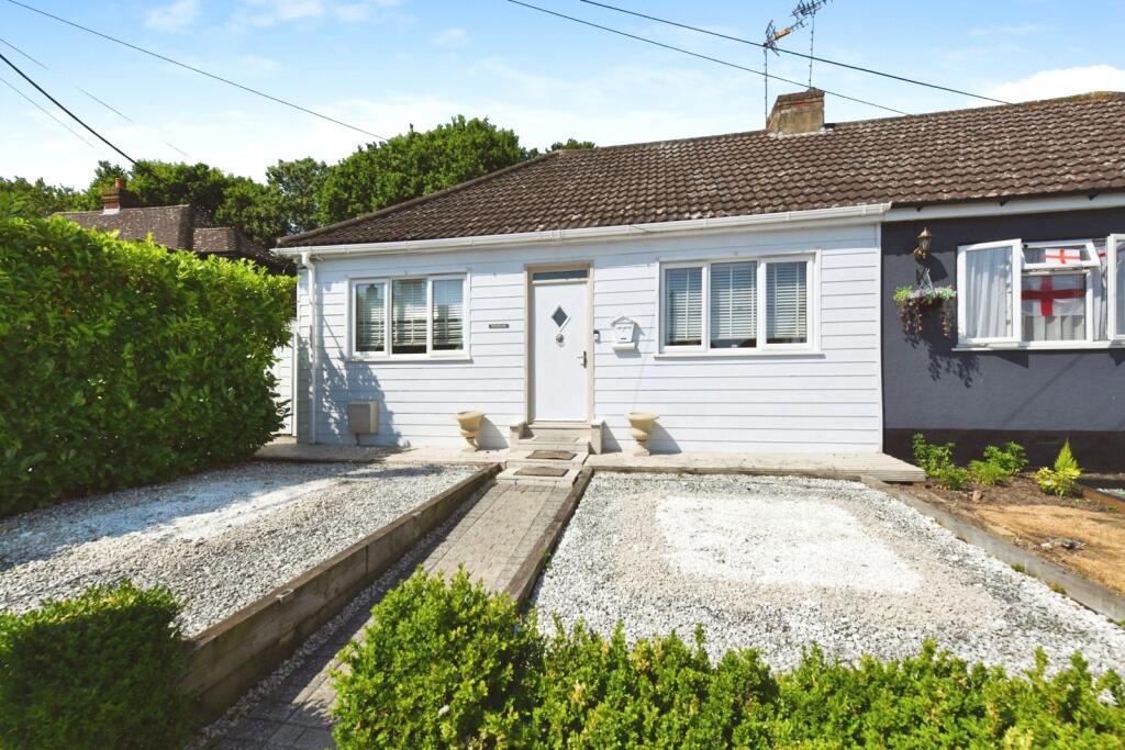 Main image of property: Woodside Road, Hockley, Essex, SS5