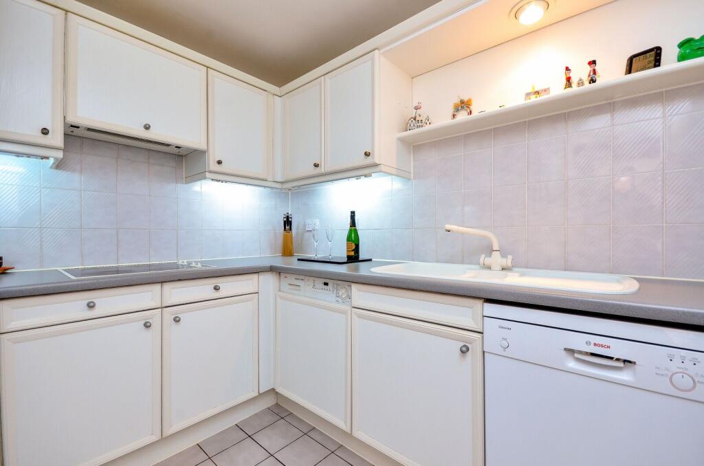 Main image of property: Hampton Court, Rotherhithe, London, SE16