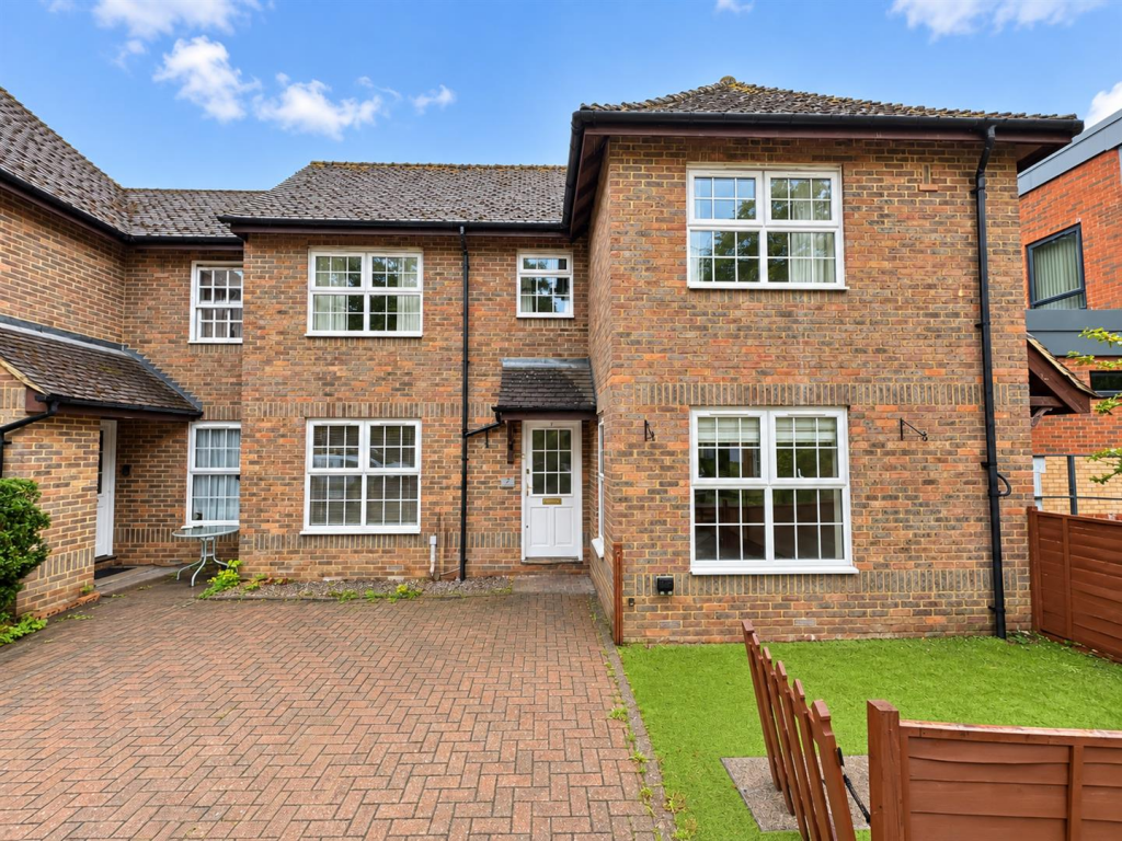 Main image of property: Gordon Court, St Martins Road, Knebworth