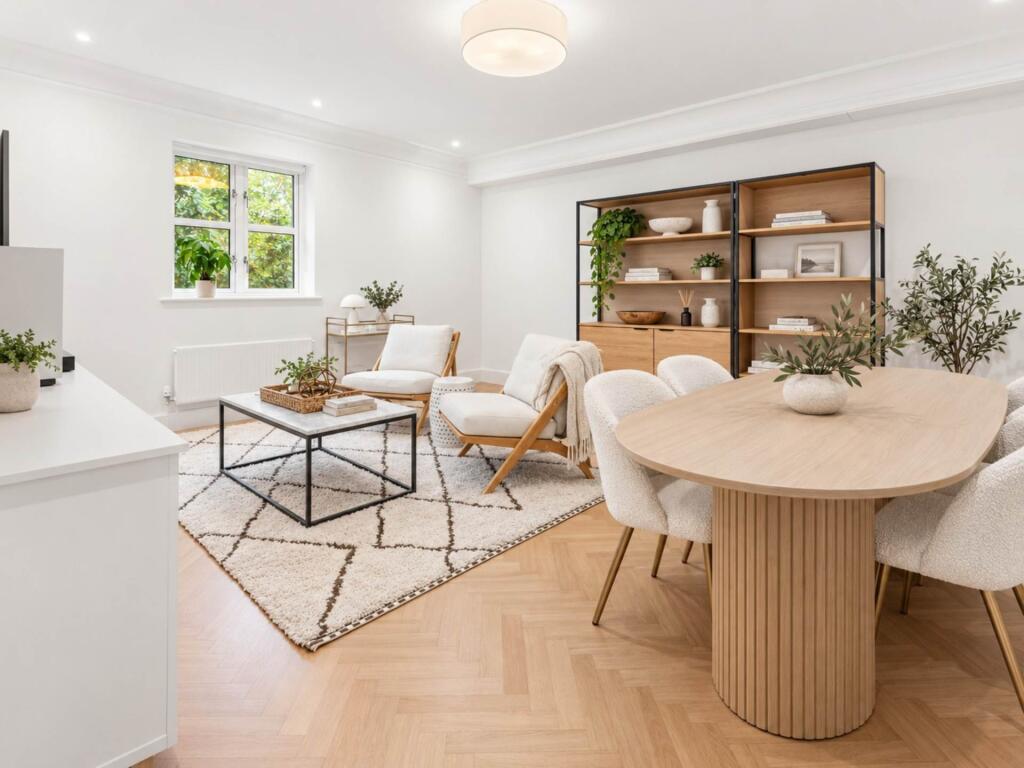 Main image of property: Sandalwood Mansions, Kensington Green, W8
