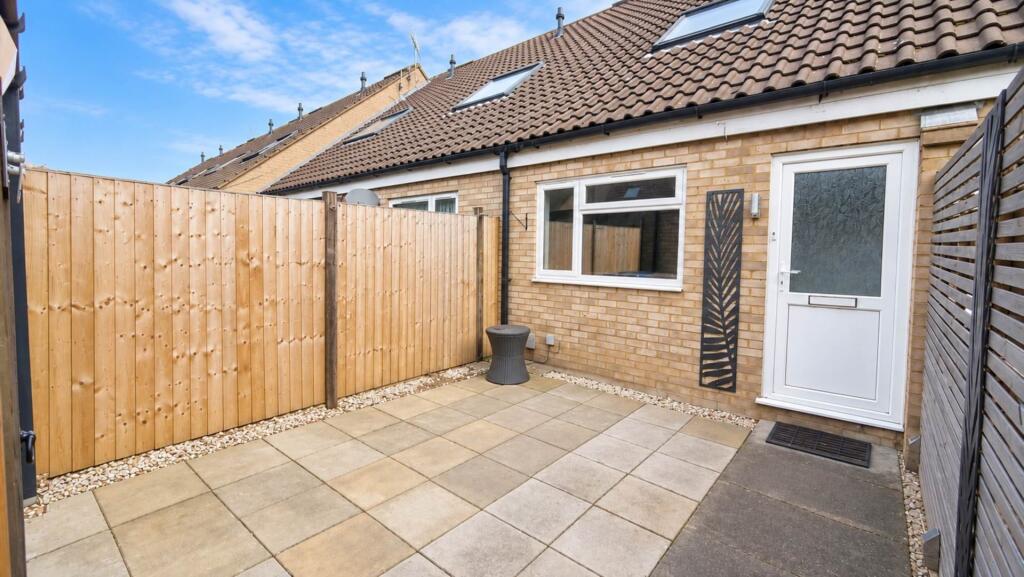 Main image of property: Crop Common, Hatfield