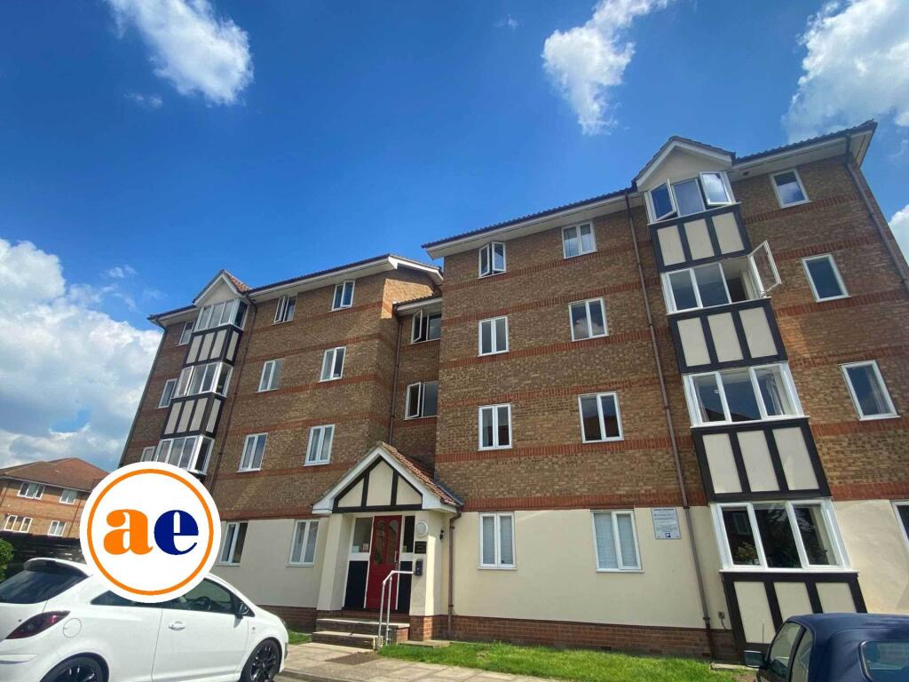 Main image of property: Chandlers Dr, DA8 * 3D FLOORPLAN & VIDEO AVAILABLE *