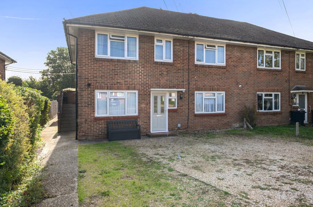 Main image of property: Elmwood Close, Alton, Hampshire, GU34