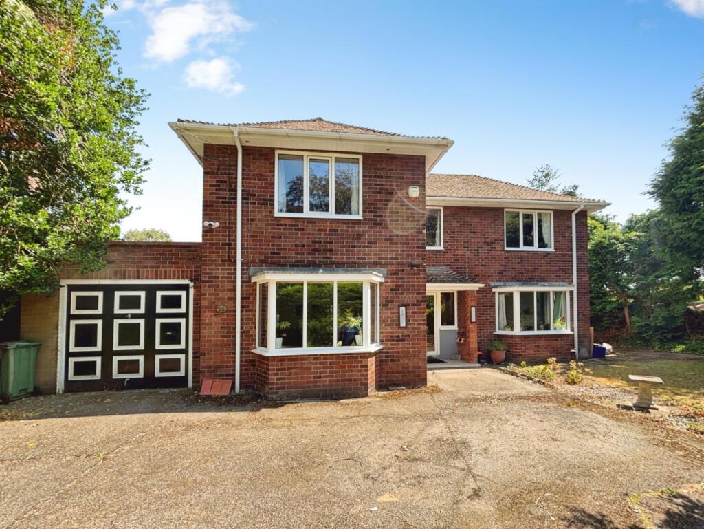 Main image of property: Gainsborough Road, Lea, Gainsborough