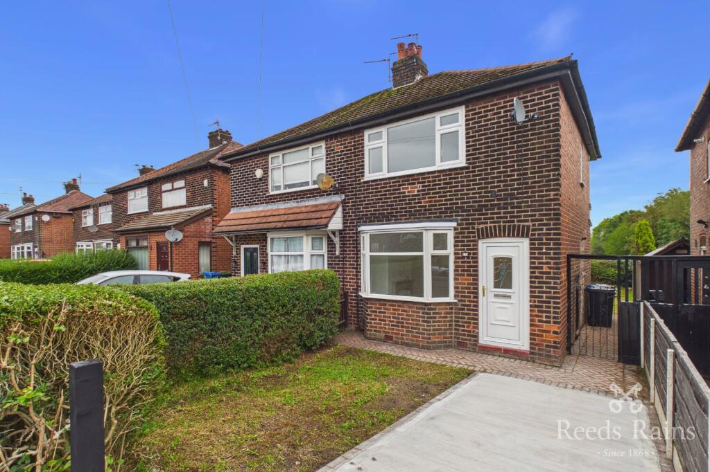 Main image of property: Moorfield Avenue, Denton, Manchester, Greater Manchester, M34