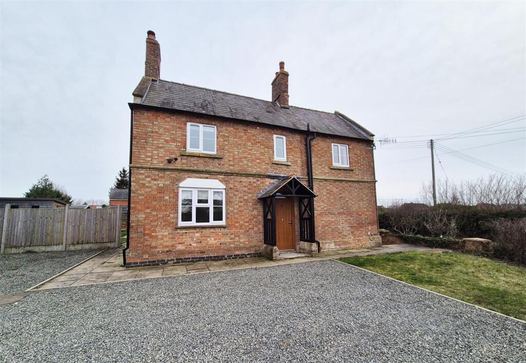 Main image of property: Stratford Road, Newbold On Stour
