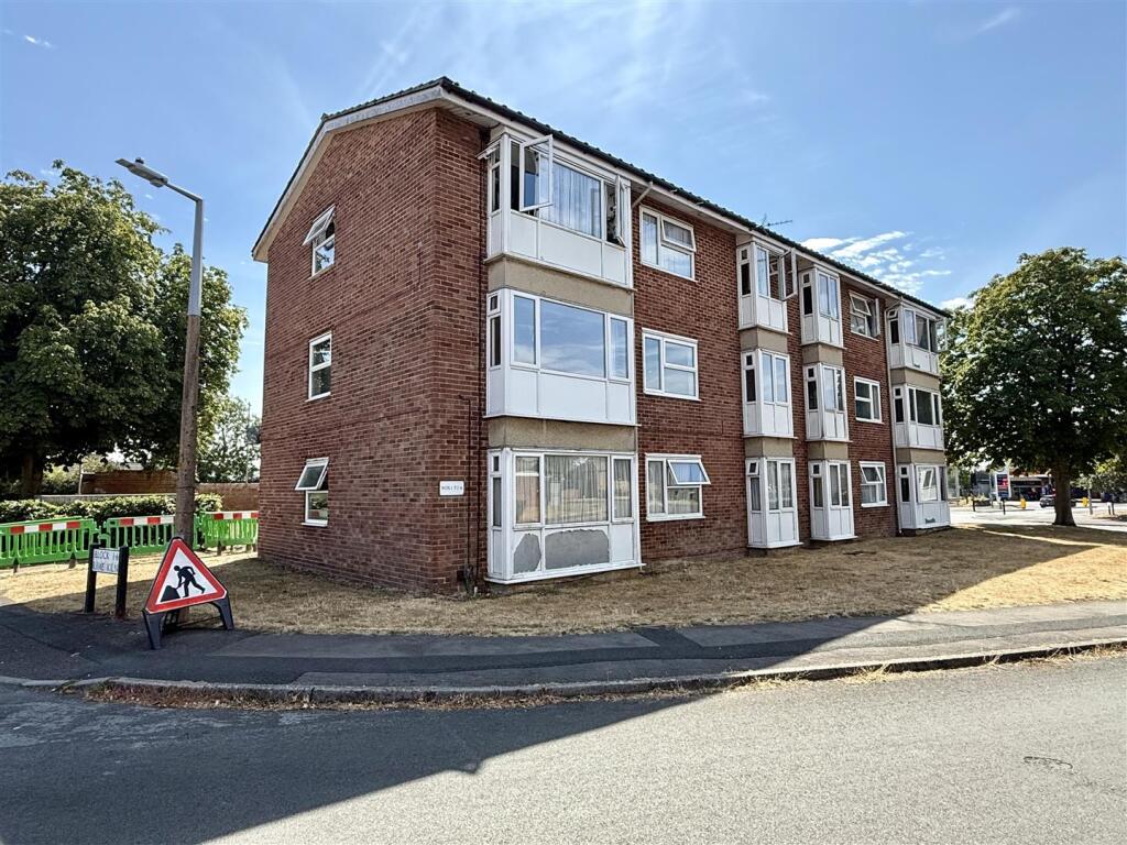 Main image of property: Lime Kiln, Royal Wootton Bassett, Swindon