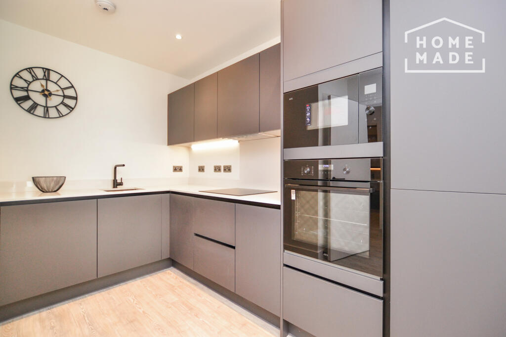 Main image of property: Kew Bridge Rise, TW8