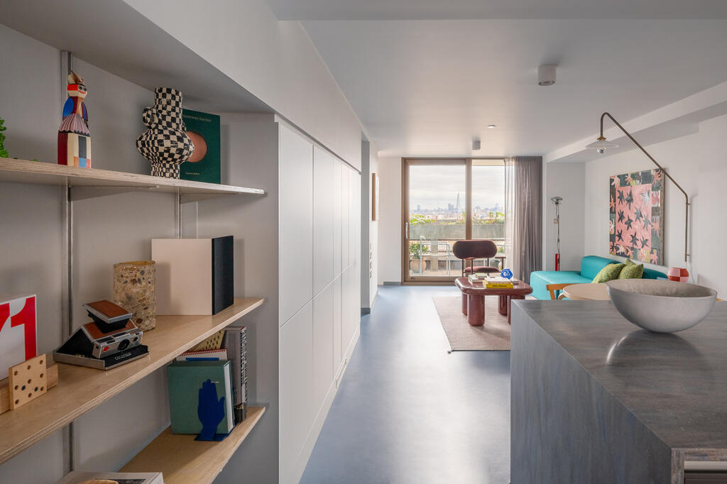 Main image of property: Balfron Tower, St Leonards Road, London, E14 0XU