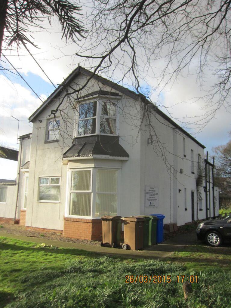 Main image of property: Flat 5 Riverside, Cliff Road, Hessle, HU13 0HB