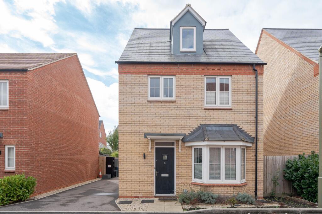 Main image of property: Buxton Close, Bicester, OX26