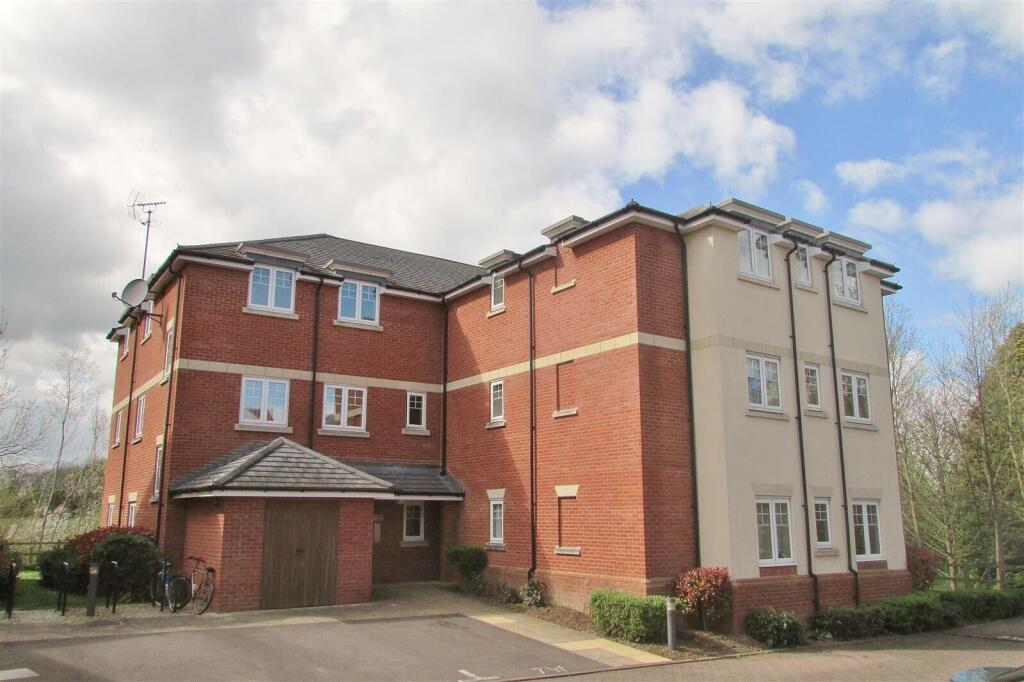 Main image of property: White Horse House, Wolage Drive, Grove, Oxfordshire, OX12