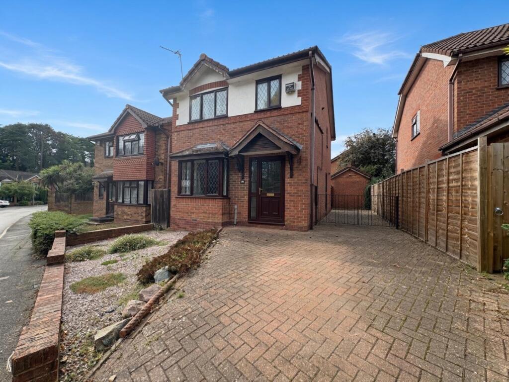 Main image of property: Macmillan Way, Spinney Hill, Northampton NN3