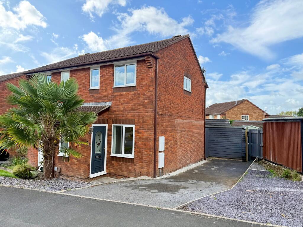 Main image of property: Woodmere Way, Kingsteignton, TQ12