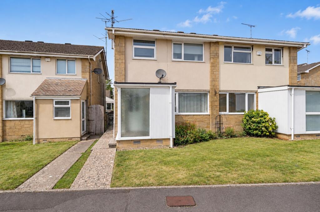 Main image of property: Manor Close, Cirencester, Gloucestershire, GL7