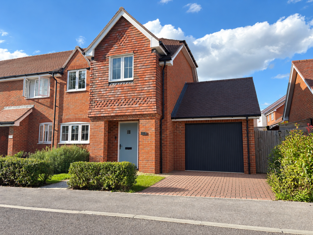 Main image of property: St. Marys Hill, Whitchurch, RG28 7GB