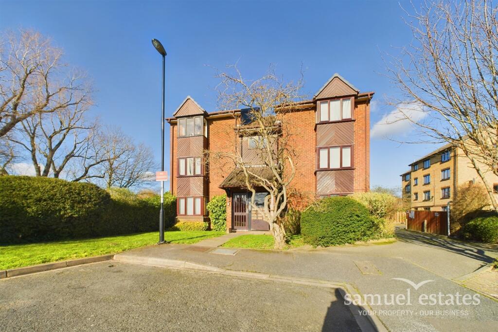 Main image of property: Redgrave Close, Croydon, CR0