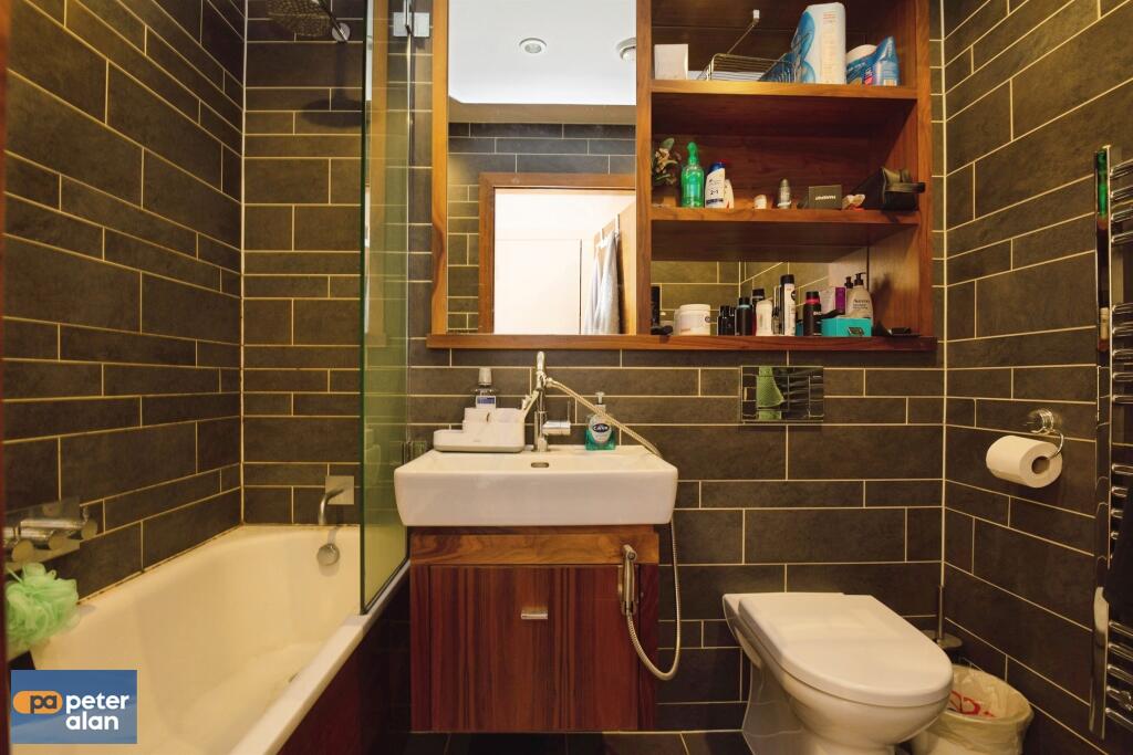 Main image of property: The Hayes, Cardiff