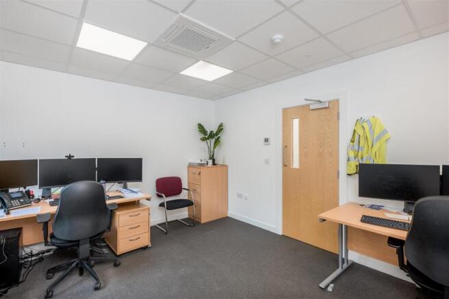 D2, D3, D7 &amp; D8 Salwarpe Business Park 2550-10.jpg