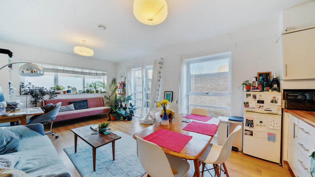 Main image of property: 5 Recovery Street, Tooting, SW17 0DL