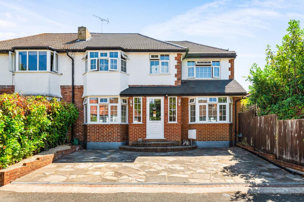 Main image of property: Queenhill Road, South Croydon, CR2