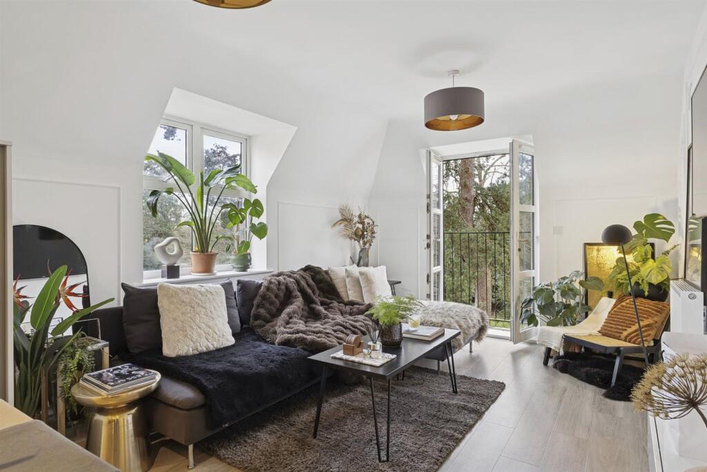 Main image of property: Queenswood Crescent, Englefield Green