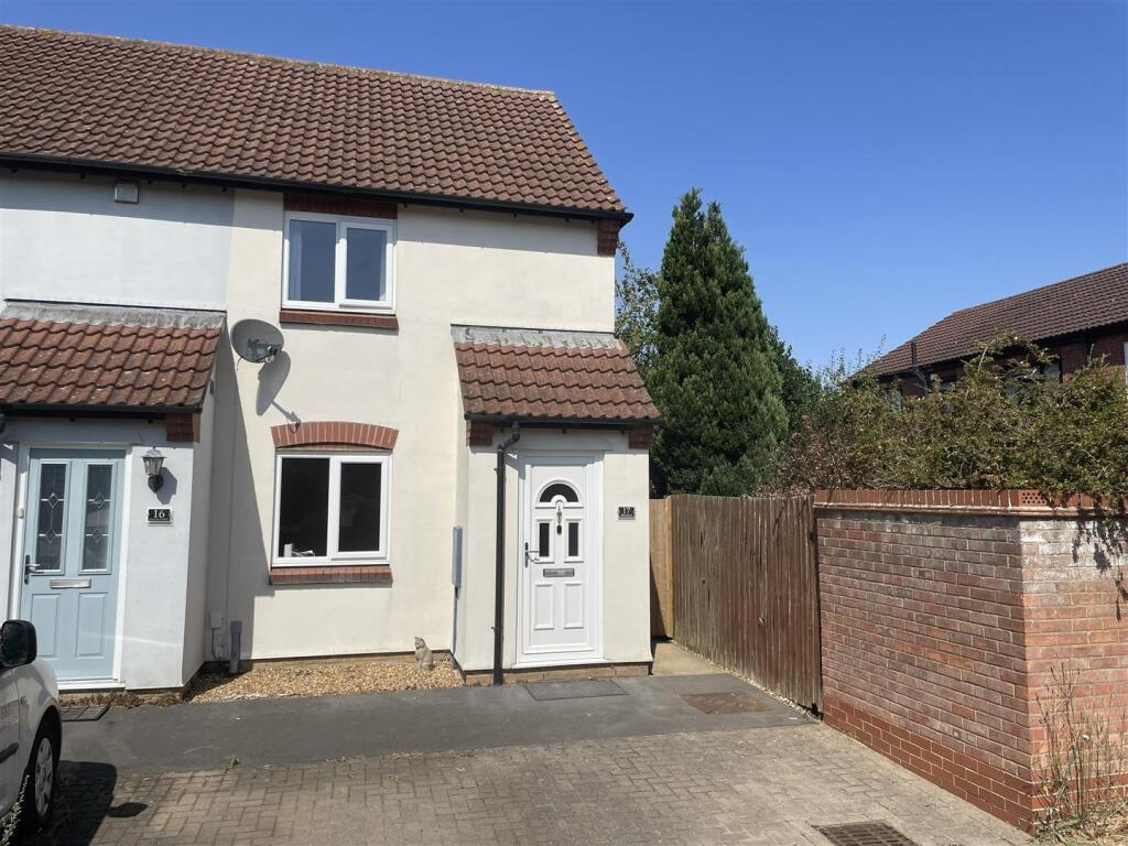 Main image of property: 17 Blackthorn, Stamford