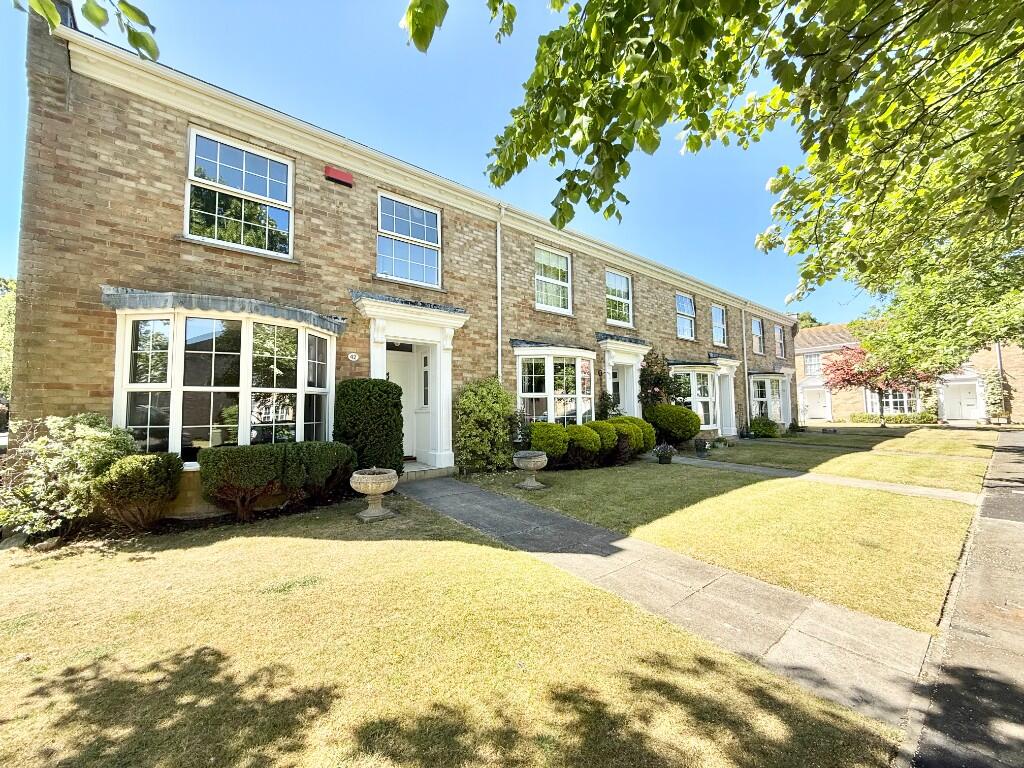 Main image of property: Palmerston Avenue, Christchurch, Dorset, BH23