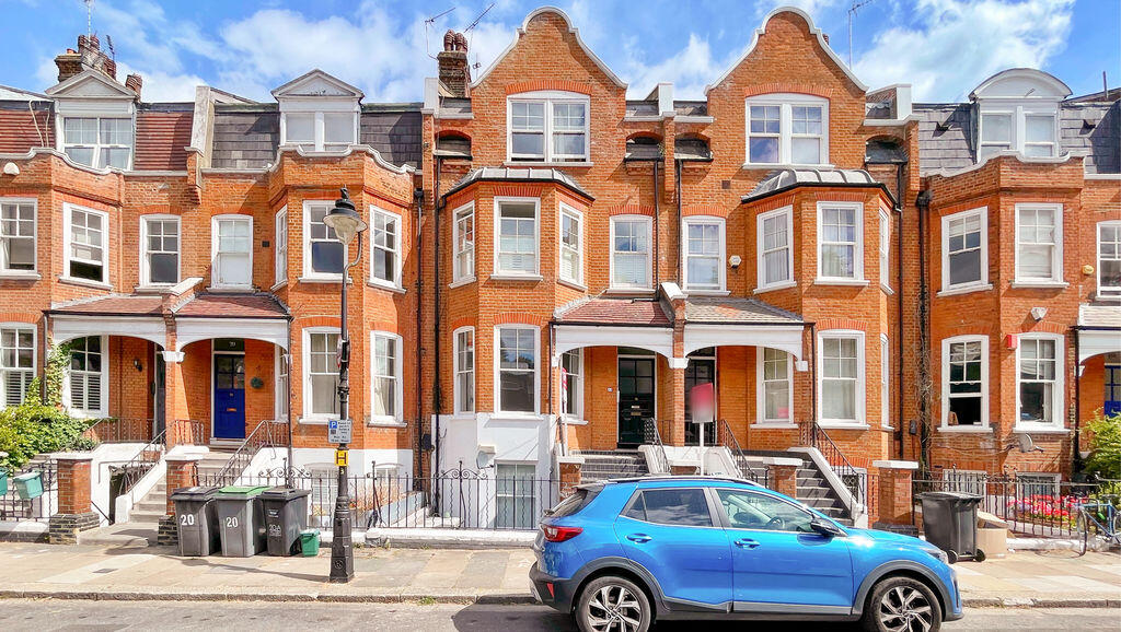 Main image of property: Hillside Gardens, Highgate